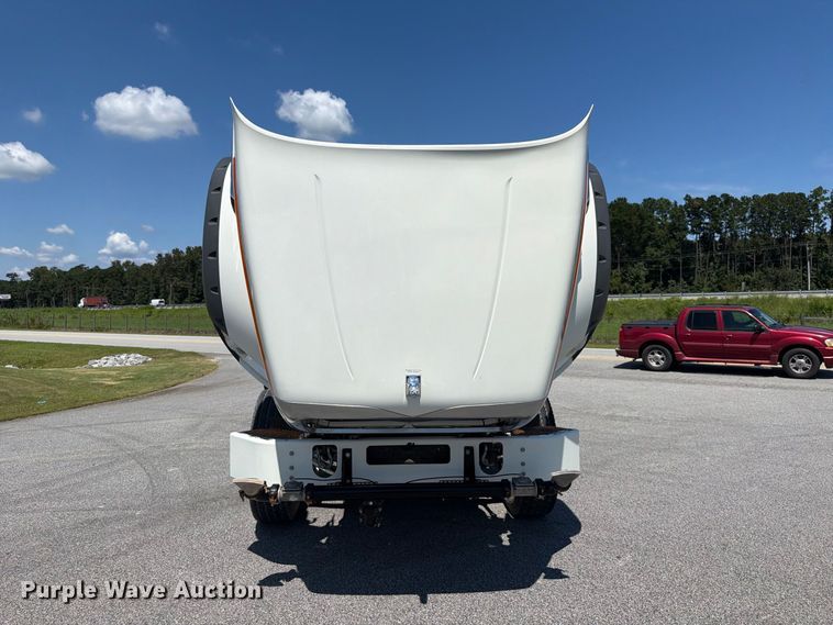 image for item EF1350 2020 Mack Granite water truck