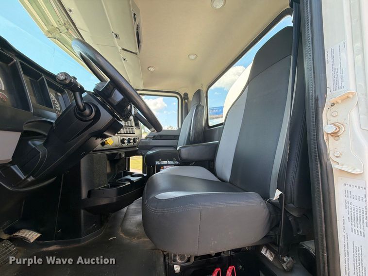 image for item EF1350 2020 Mack Granite water truck