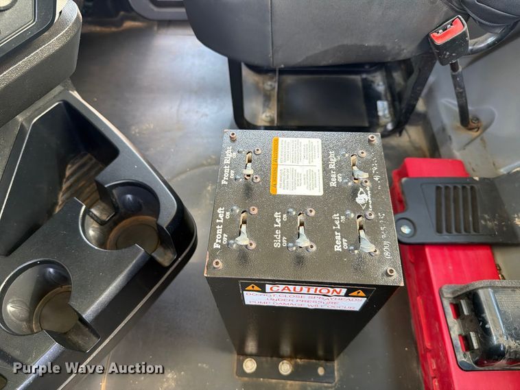 image for item EF1350 2020 Mack Granite water truck