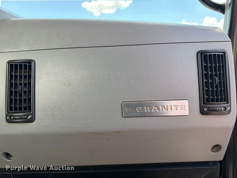 image for item EF1350 2020 Mack Granite water truck