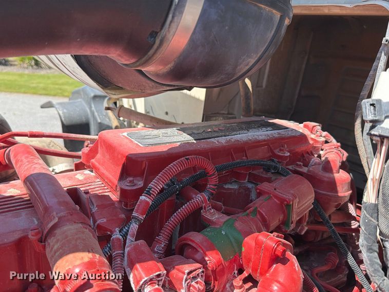 image for item EF1350 2020 Mack Granite water truck