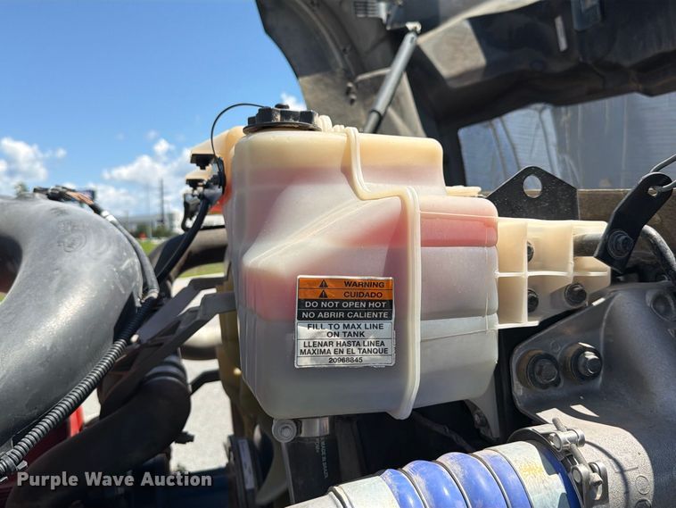 image for item EF1350 2020 Mack Granite water truck
