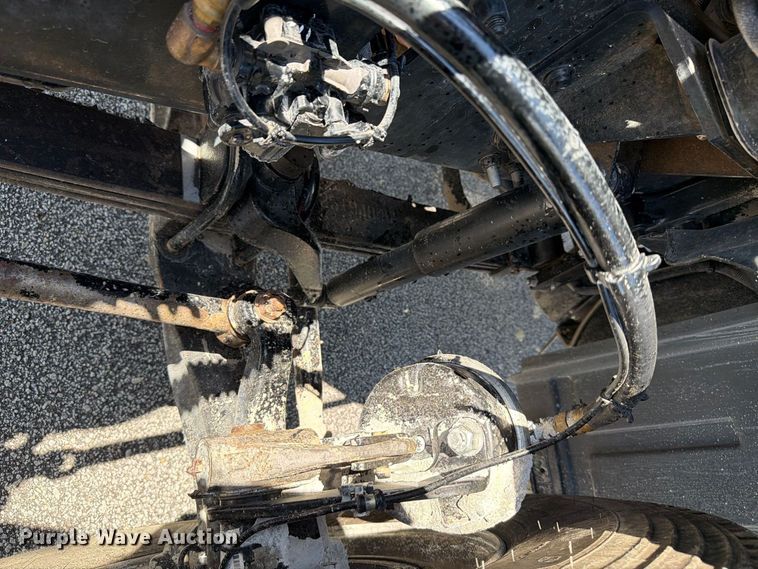 image for item EF1350 2020 Mack Granite water truck