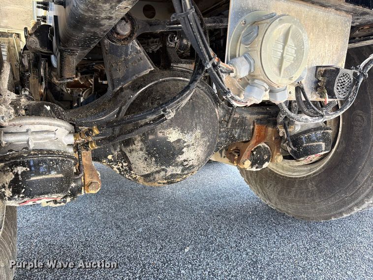 image for item EF1350 2020 Mack Granite water truck