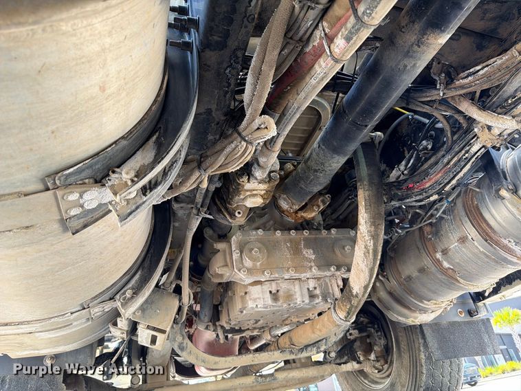 image for item EF1350 2020 Mack Granite water truck