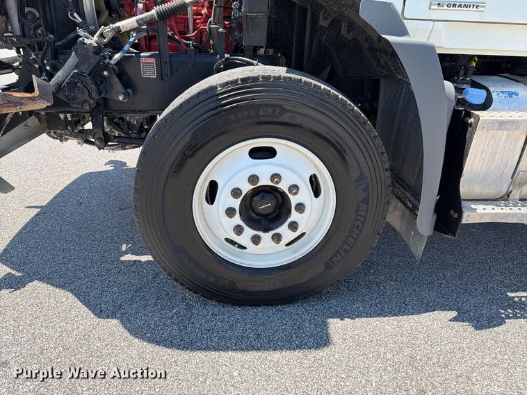 image for item EF1350 2020 Mack Granite water truck