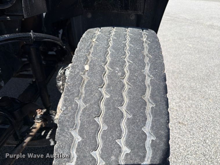 image for item EF1350 2020 Mack Granite water truck