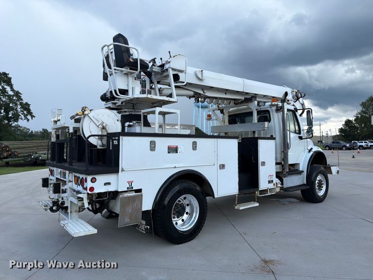 image for item EF1399 2013 Freightliner Business Class M2 digger derrick truck