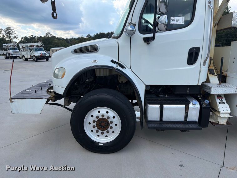 image for item EF1399 2013 Freightliner Business Class M2 digger derrick truck