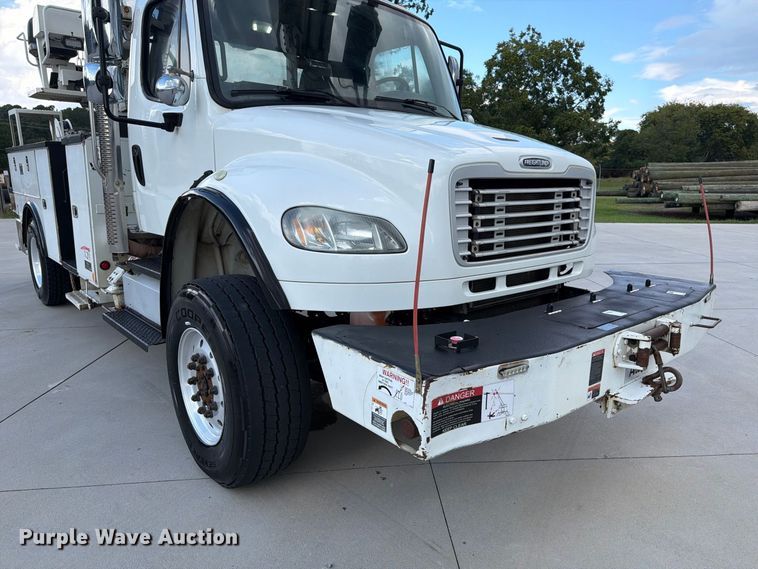 image for item EF1399 2013 Freightliner Business Class M2 digger derrick truck