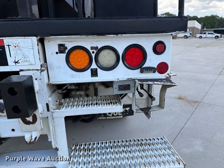 image for item EF1399 2013 Freightliner Business Class M2 digger derrick truck