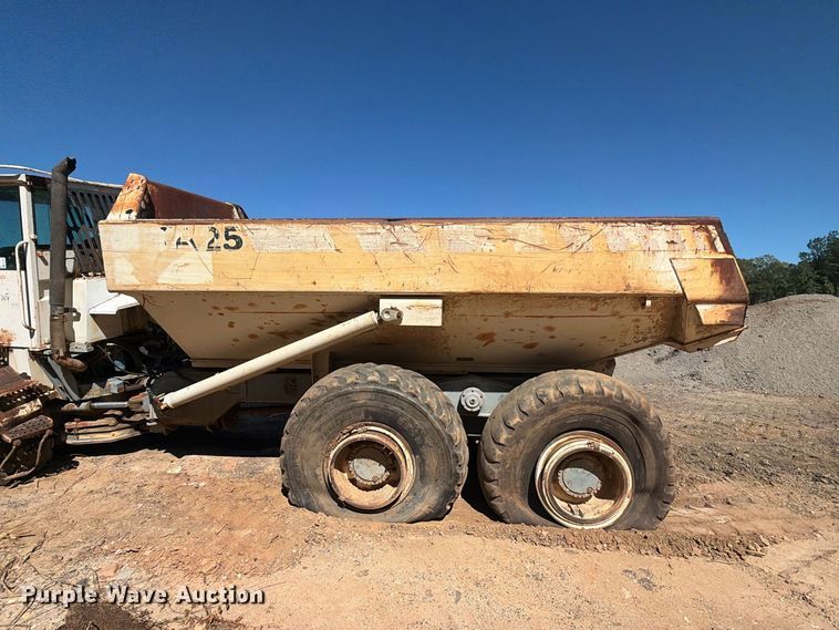 image for item EF1401 2001 TEREX TA25 articulated haul truck