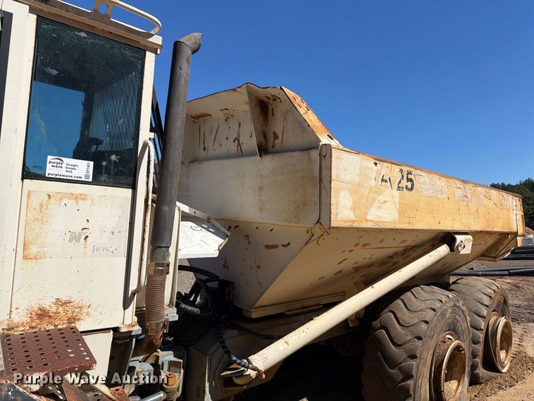 image for item EF1401 2001 TEREX TA25 articulated haul truck