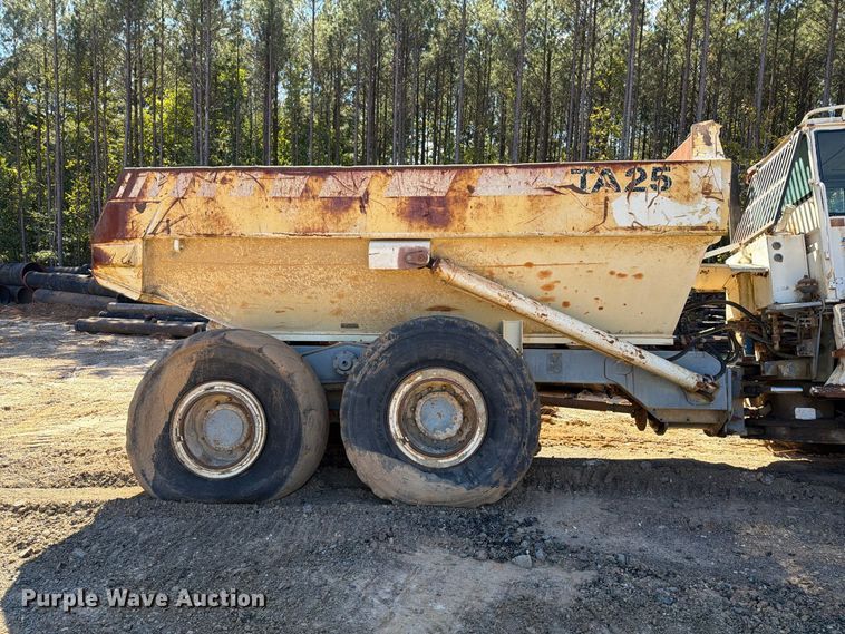 image for item EF1401 2001 TEREX TA25 articulated haul truck