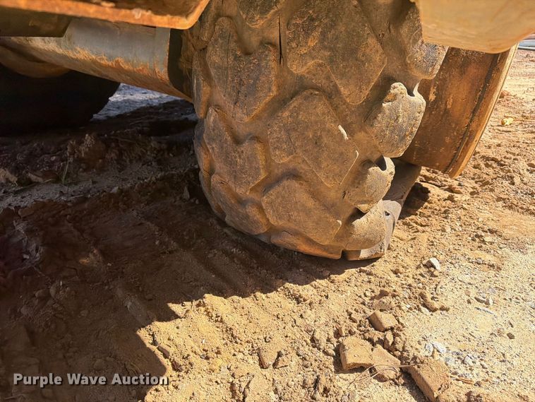 image for item EF1401 2001 TEREX TA25 articulated haul truck