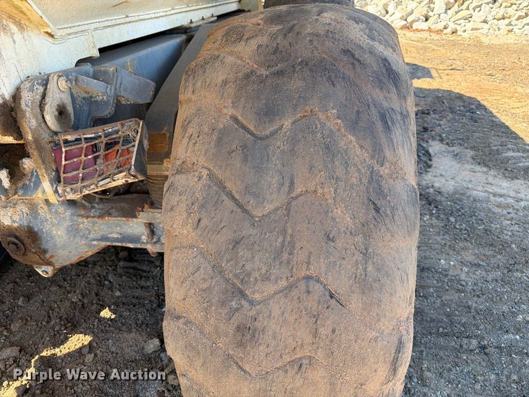 image for item EF1401 2001 TEREX TA25 articulated haul truck