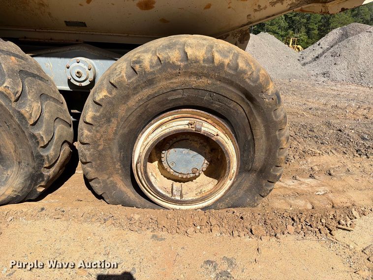 image for item EF1401 2001 TEREX TA25 articulated haul truck
