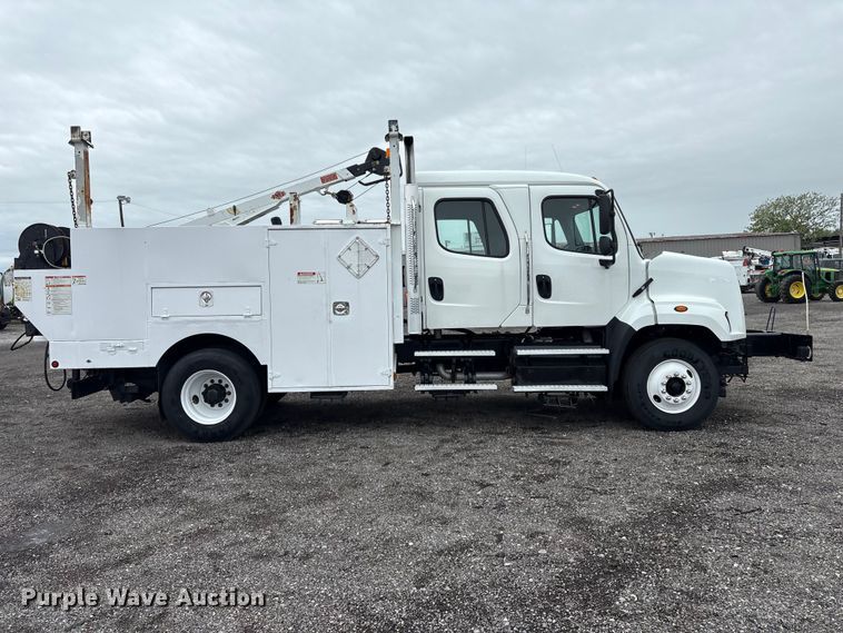 image for item EG9215 2013 Freightliner 108SD Crew Cab utility / service truck