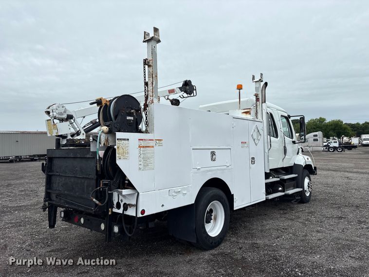 image for item EG9215 2013 Freightliner 108SD Crew Cab utility / service truck