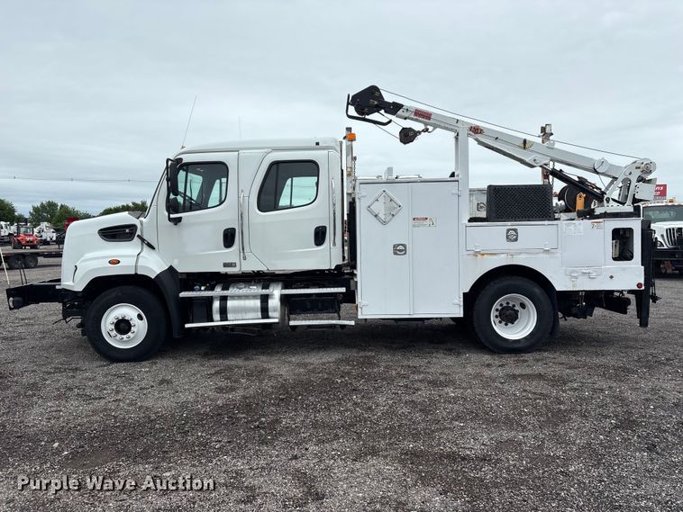 image for item EG9215 2013 Freightliner 108SD Crew Cab utility / service truck