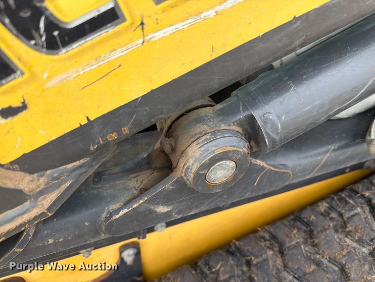 image for item EI7708 2012 New Holland C238 tracked skid steer loader