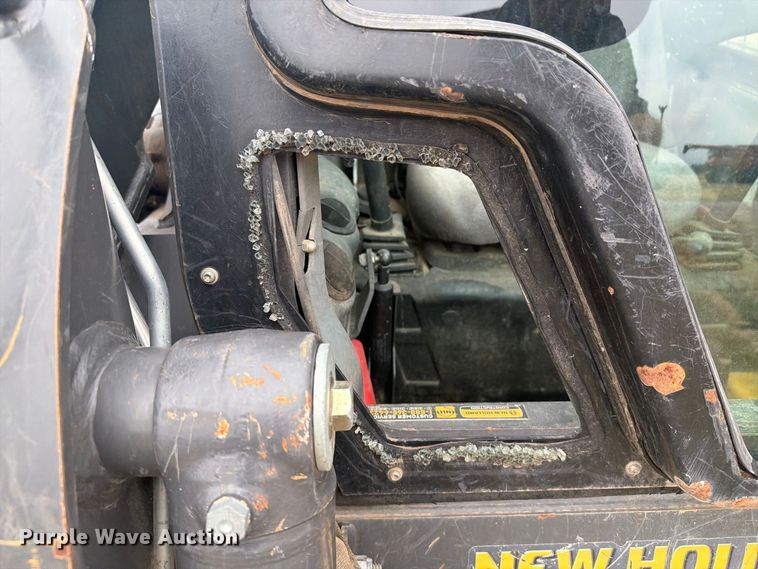 image for item EI7708 2012 New Holland C238 tracked skid steer loader