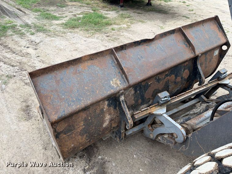 image for item EI7751 2004 Volvo L30B wheel loader