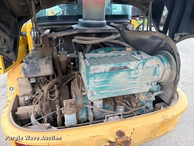 image for item EI7751 2004 Volvo L30B wheel loader