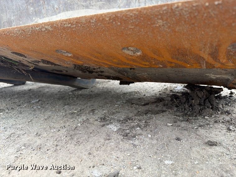 image for item EI7751 2004 Volvo L30B wheel loader