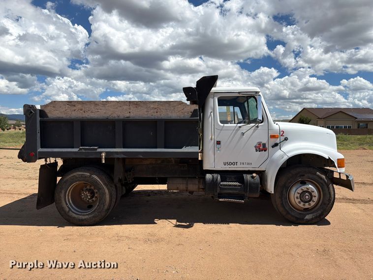 image for item EL2638 1990 International 4900 dump truck