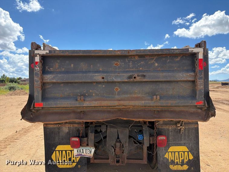 image for item EL2638 1990 International 4900 dump truck