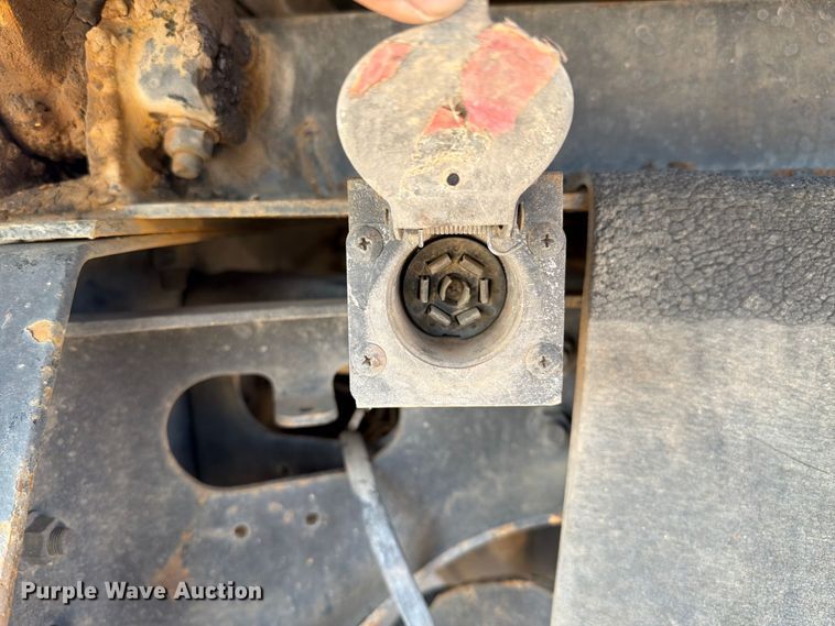 image for item EL2638 1990 International 4900 dump truck