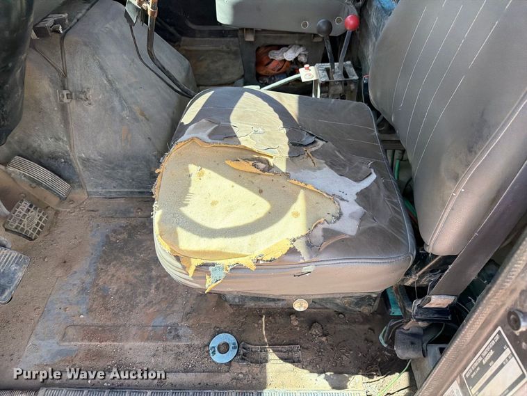 image for item EL2638 1990 International 4900 dump truck