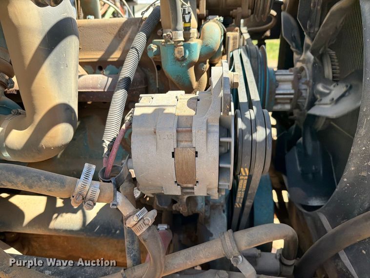 image for item EL2638 1990 International 4900 dump truck