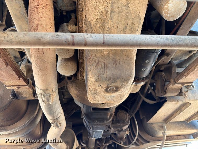 image for item EL2638 1990 International 4900 dump truck