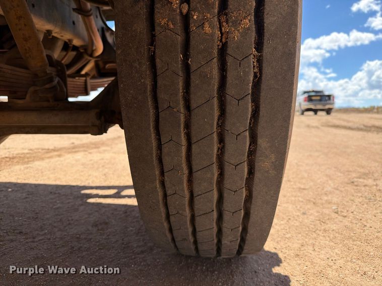 image for item EL2638 1990 International 4900 dump truck