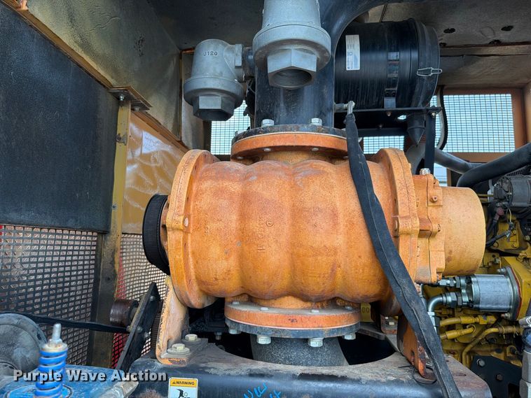 image for item EO8759 2013 Freightliner Coronado hydrovac truck