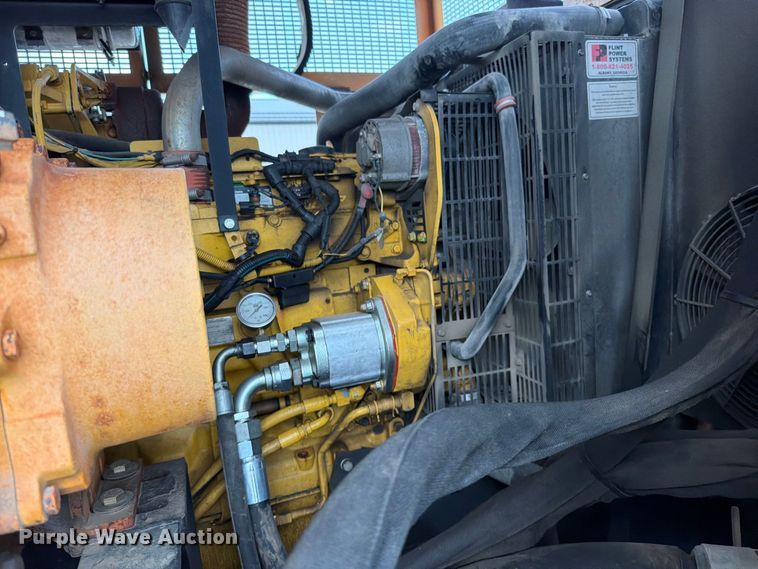 image for item EO8759 2013 Freightliner Coronado hydrovac truck