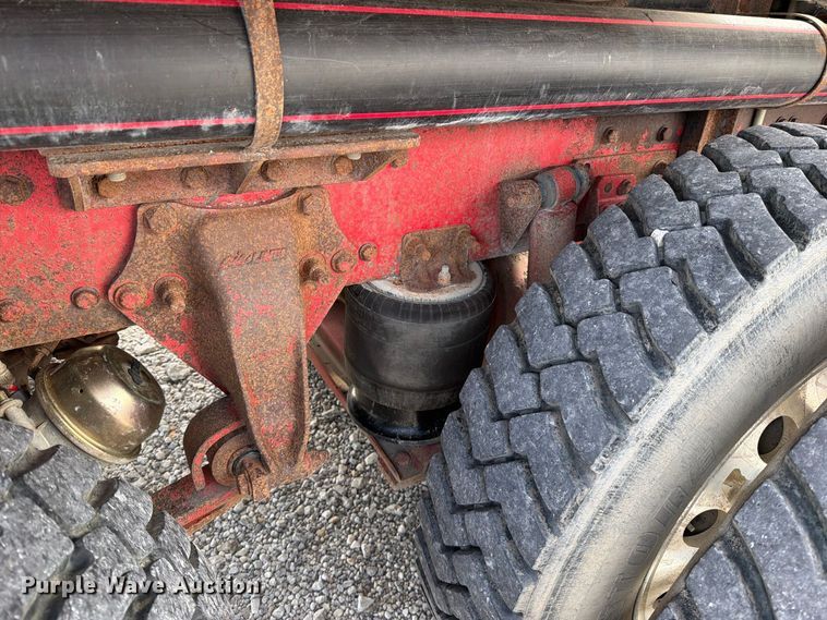 image for item EO8759 2013 Freightliner Coronado hydrovac truck
