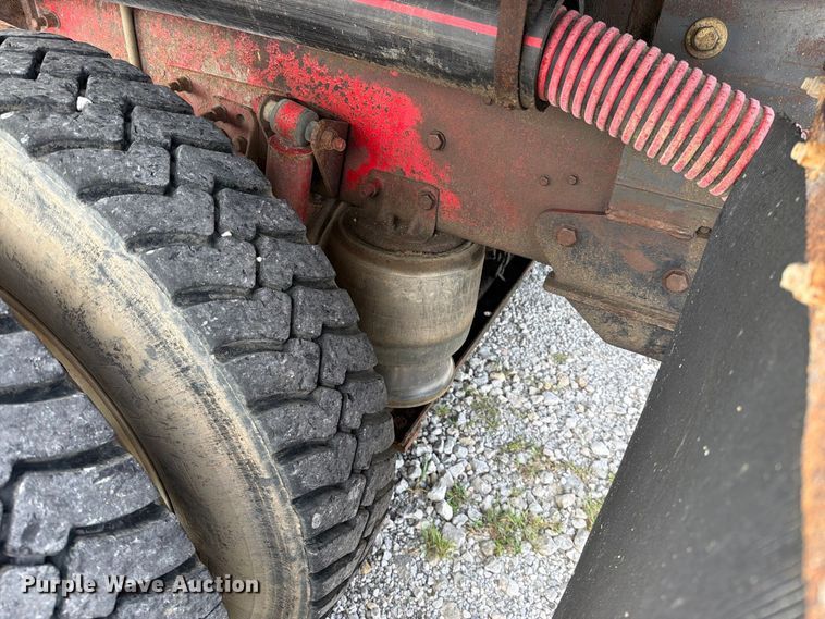image for item EO8759 2013 Freightliner Coronado hydrovac truck