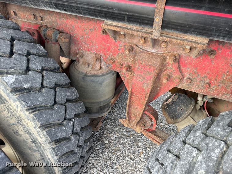 image for item EO8759 2013 Freightliner Coronado hydrovac truck