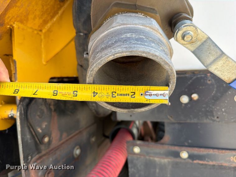 image for item EO8759 2013 Freightliner Coronado hydrovac truck