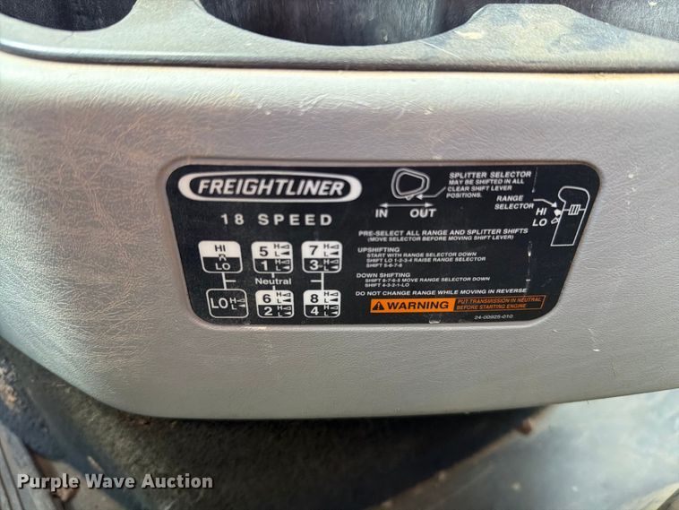 image for item EO8759 2013 Freightliner Coronado hydrovac truck