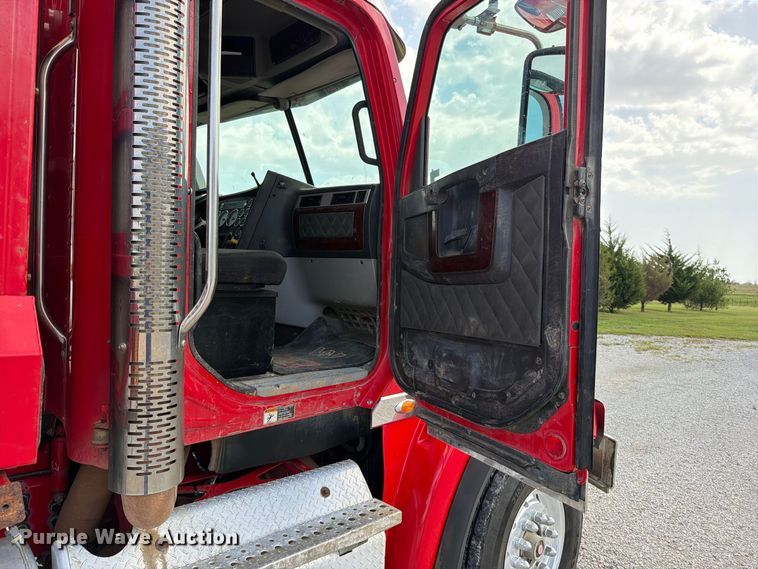 image for item EO8759 2013 Freightliner Coronado hydrovac truck