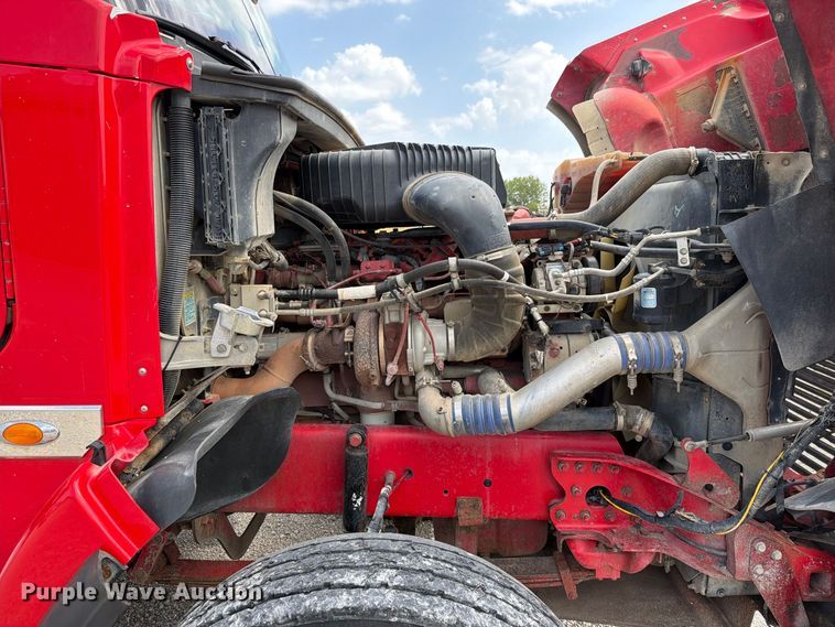 image for item EO8759 2013 Freightliner Coronado hydrovac truck