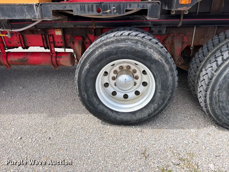 image for item EO8759 2013 Freightliner Coronado hydrovac truck
