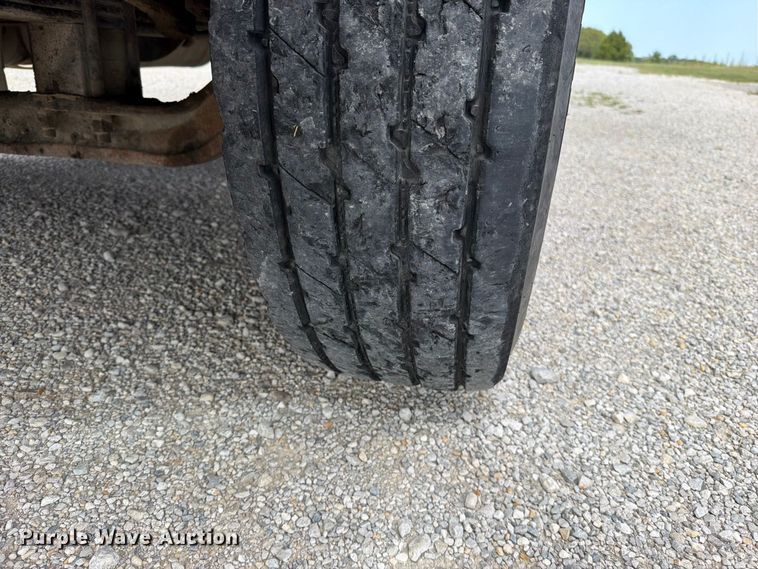 image for item EO8759 2013 Freightliner Coronado hydrovac truck