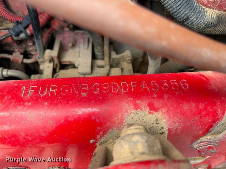 image for item EO8759 2013 Freightliner Coronado hydrovac truck