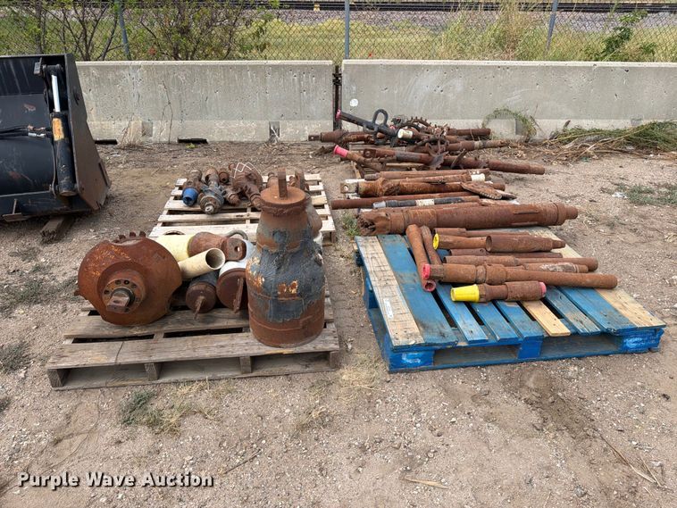 image for item EP7683 (5) pallets of boring attachments