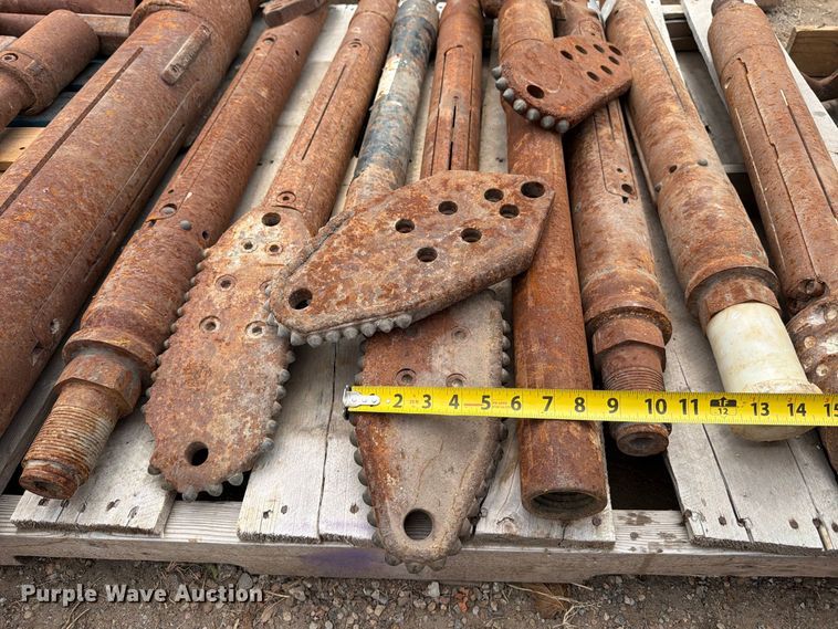 image for item EP7683 (5) pallets of boring attachments